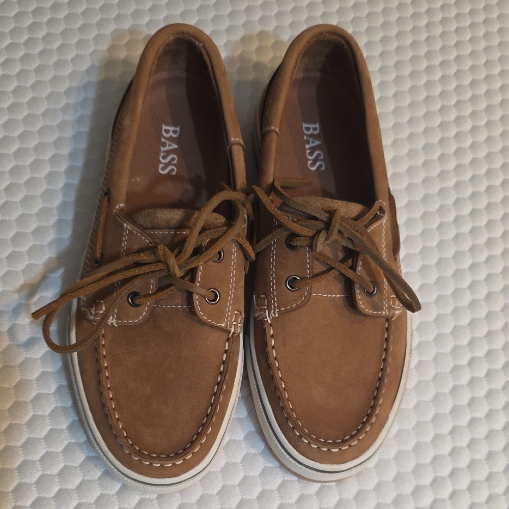 Bass Women's Tan Boat Shoes Sz 9